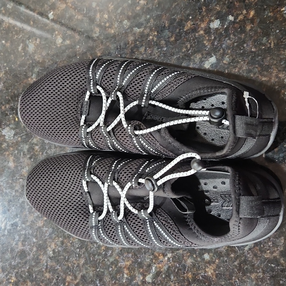 NWOT All In Motion Black Water Shoes Size 7